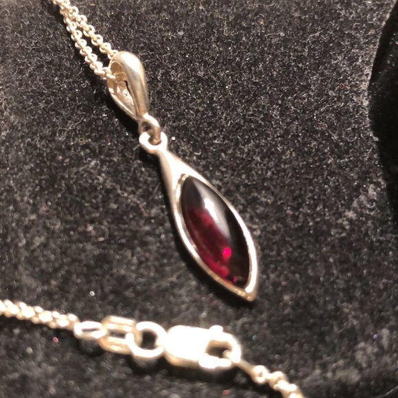 Genuine Dark Amber and silver necklace set with matching lever back earrings - Picture 4 of 6